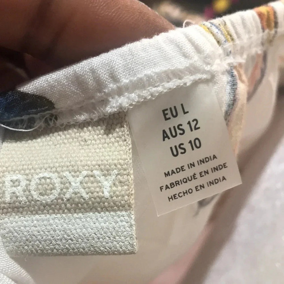 Roxy Floral White/Gold/Blue Flowy On/Off Shoulder Maxi Dress Poncho Style Top-10 - Picture 11 of 11